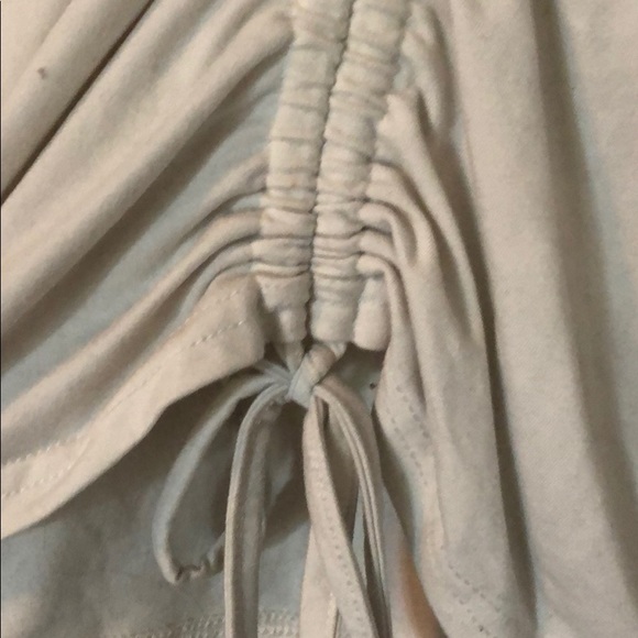 V neck body con adjustable long sleeve shirt - Picture 3 of 4